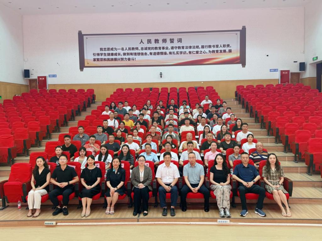 2025年民族地区基层医疗机构临床骨干人员进修培训班在我院开班